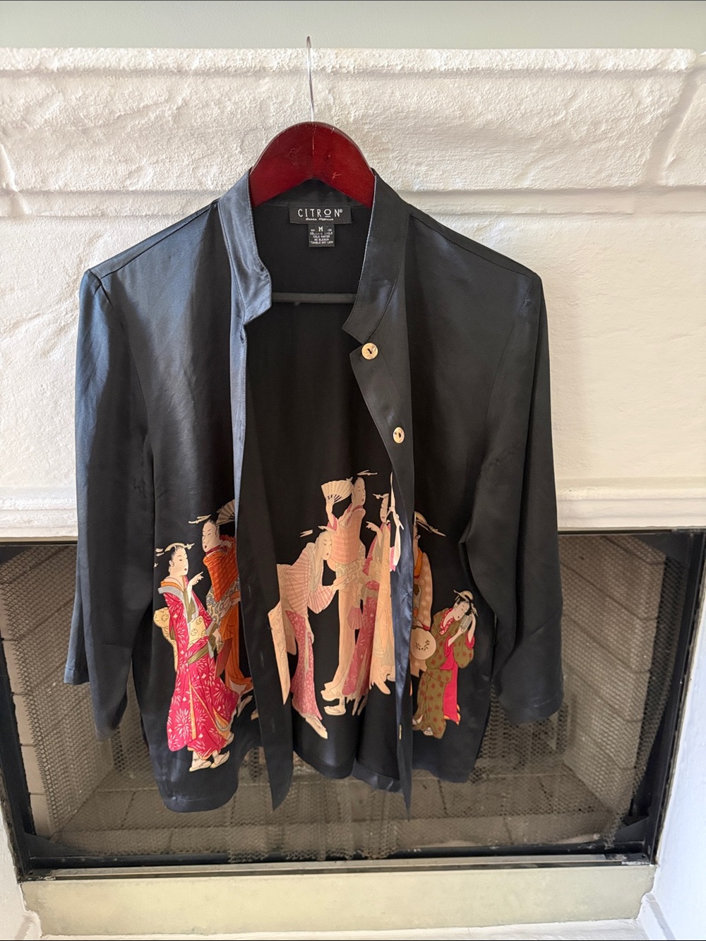 Citron Black 100% Silk Mandarin Collar Jacket with Asian-Inspired Figures - Picture 5 of 6